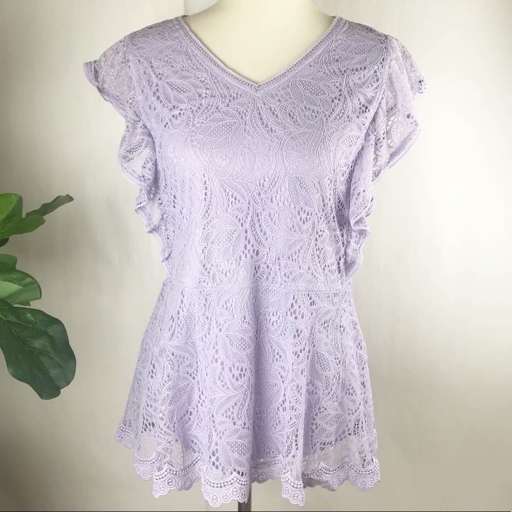 Isaac Mizrahi | Lace Lavender peplum flutter top